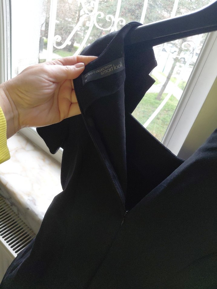 Siyah V Yaka Drapeli Hamile Tişörtü - Görsel 4