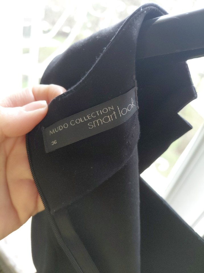 Siyah V Yaka Drapeli Hamile Tişörtü - Görsel 3