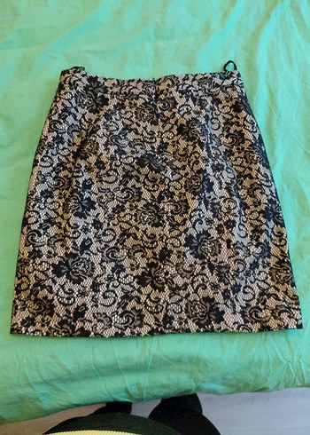 Dantel İşlemeli Siyah Midi Etek - Görsel 4