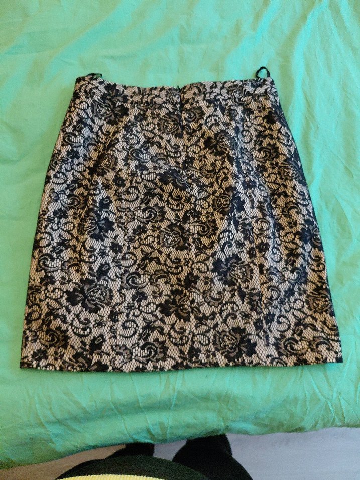 Dantel İşlemeli Siyah Midi Etek - Görsel 4