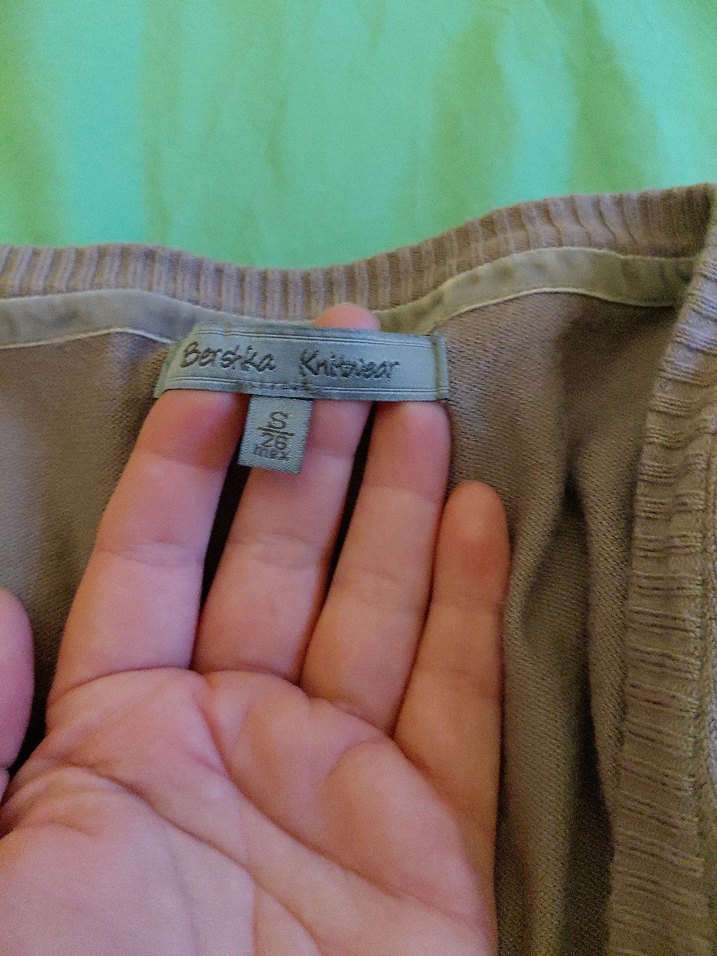 Açık Kahve Düğmeli Uzun Kollu Kadın Hırka - Görsel 2