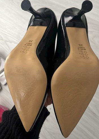 Kadın Siyah Rugan Stiletto Topuklu Ayakkabı - Görsel 3