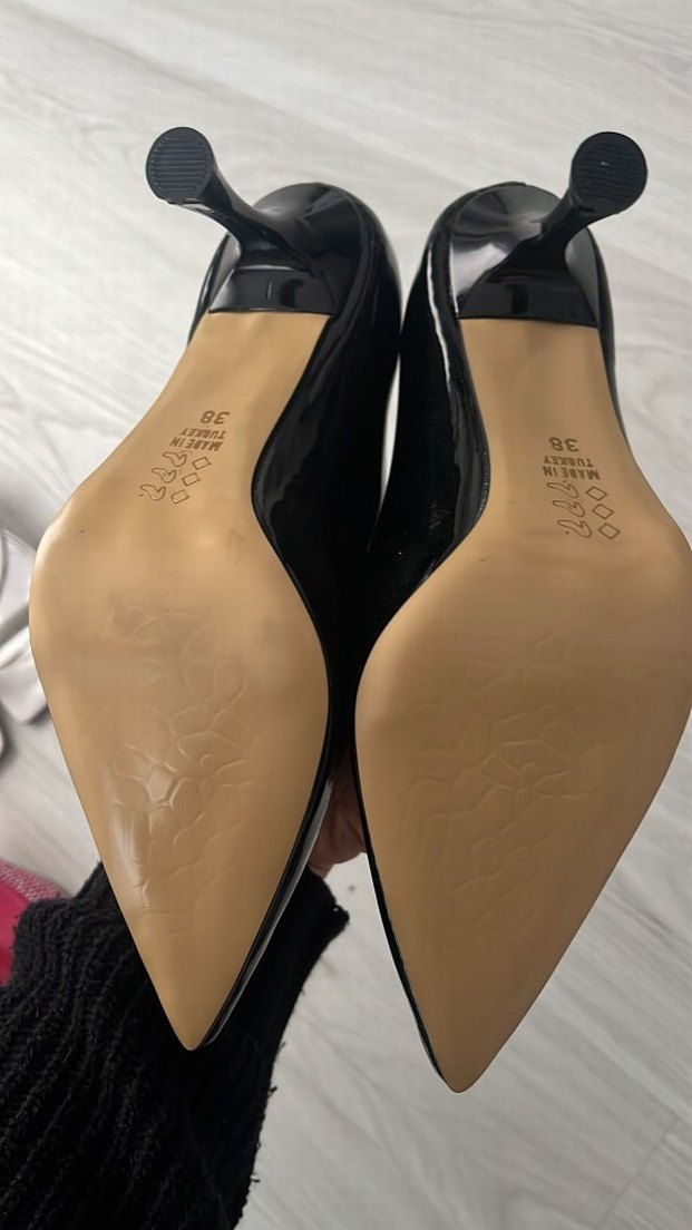 Kadın Siyah Rugan Stiletto Topuklu Ayakkabı - Görsel 3