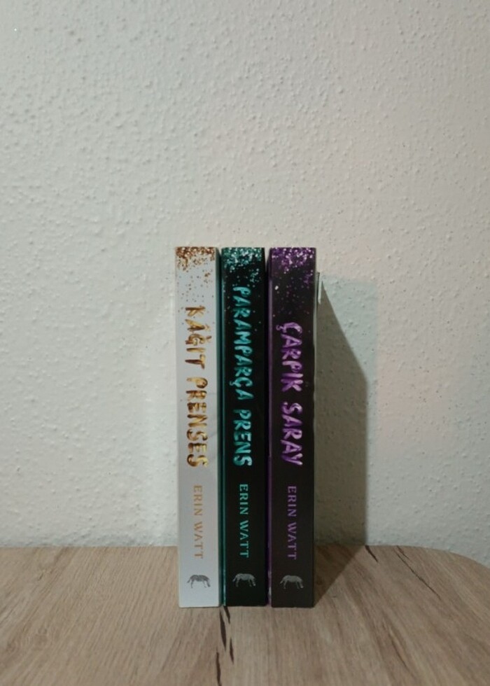 Royal ailesi serisi- kağıt prenses, paramparça prens, çarpık sar - Görsel 2