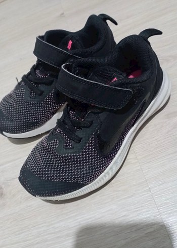 Nike 27 numara Kız Çocuk Siyah Spor Ayakkabı - Görsel 3