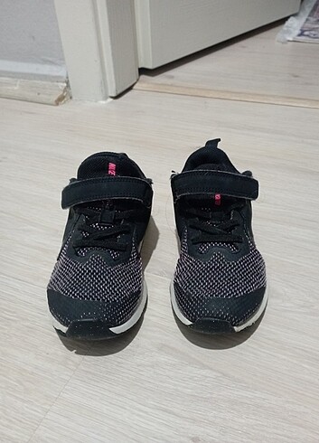 Nike 28 numara kız çocuk spor ayakkabı - Görsel 9