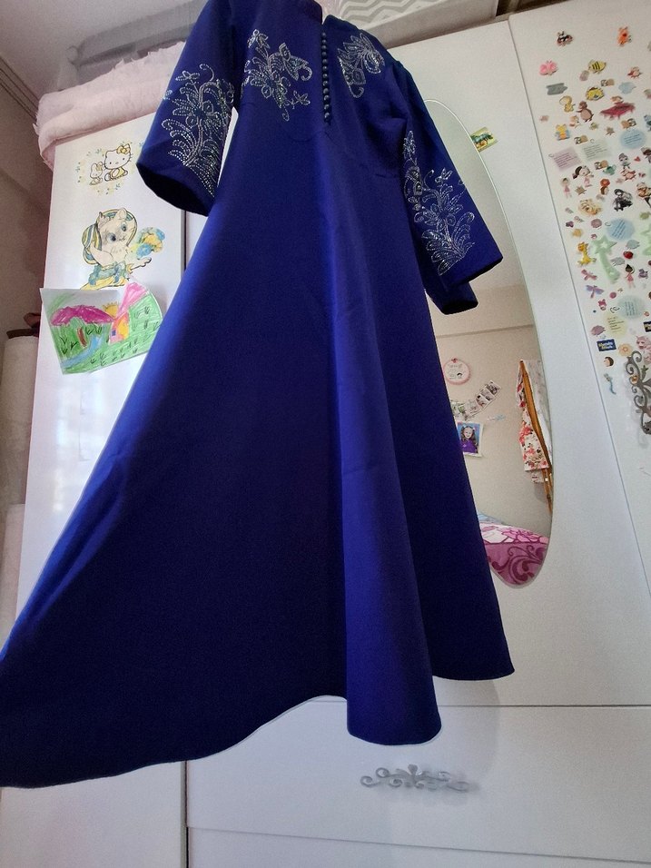 Nakışlı Uzun Kollu Mavi Henna Elbise - Görsel 5