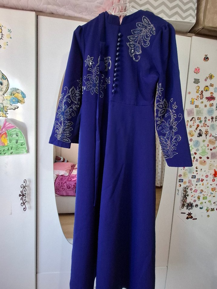 Nakışlı Uzun Kollu Mavi Henna Elbise - Görsel 2