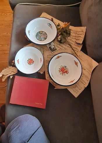 Çiçek Desenli Emaye Çukur Kaseler - Görsel 2