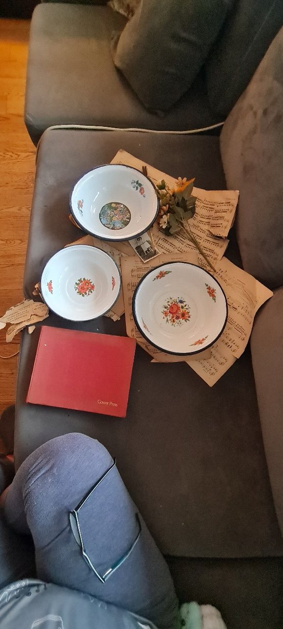 Çiçek Desenli  Emaye Çukur Kaseler - Görsel 2