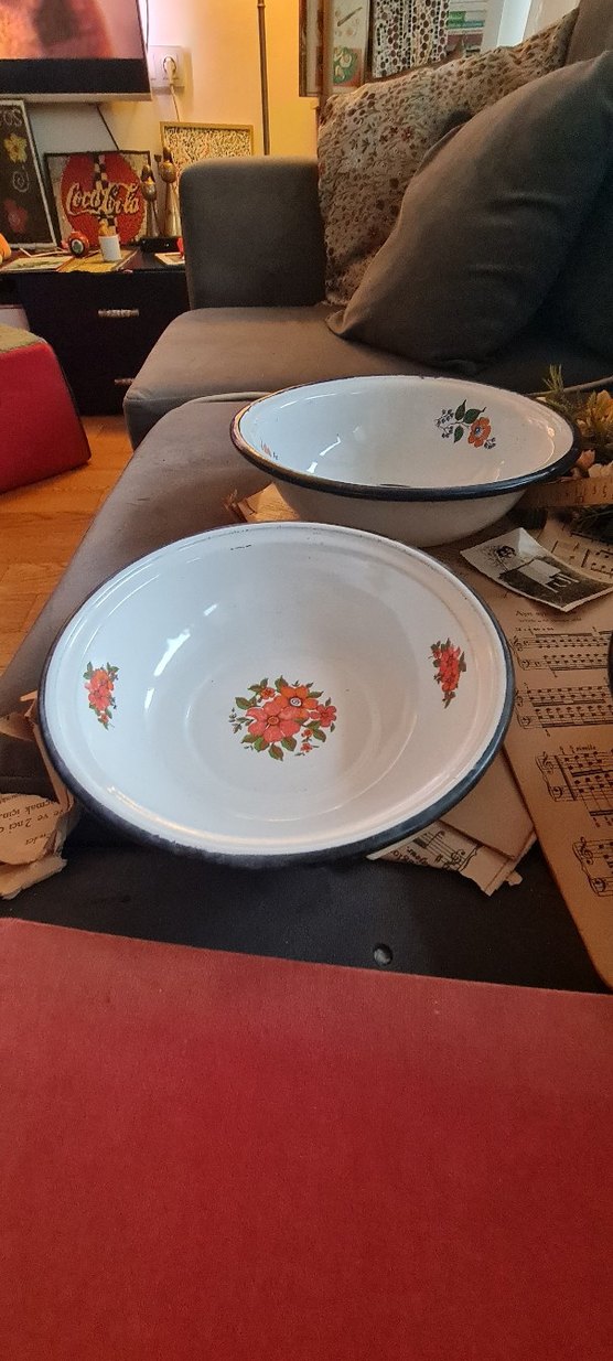 Çiçek Desenli  Emaye Çukur Kaseler - Görsel 3