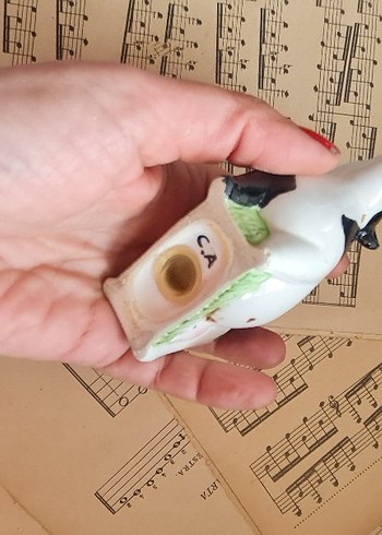 Beyaz Siyah Desenli İnek Figürü - Görsel 2