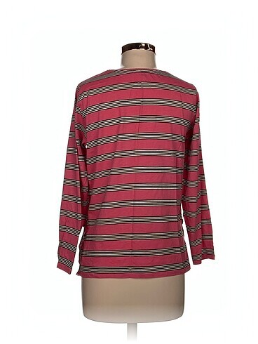 xl Beden Defacto T-shirt %70 İndirimli.