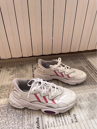 adidas ozweego