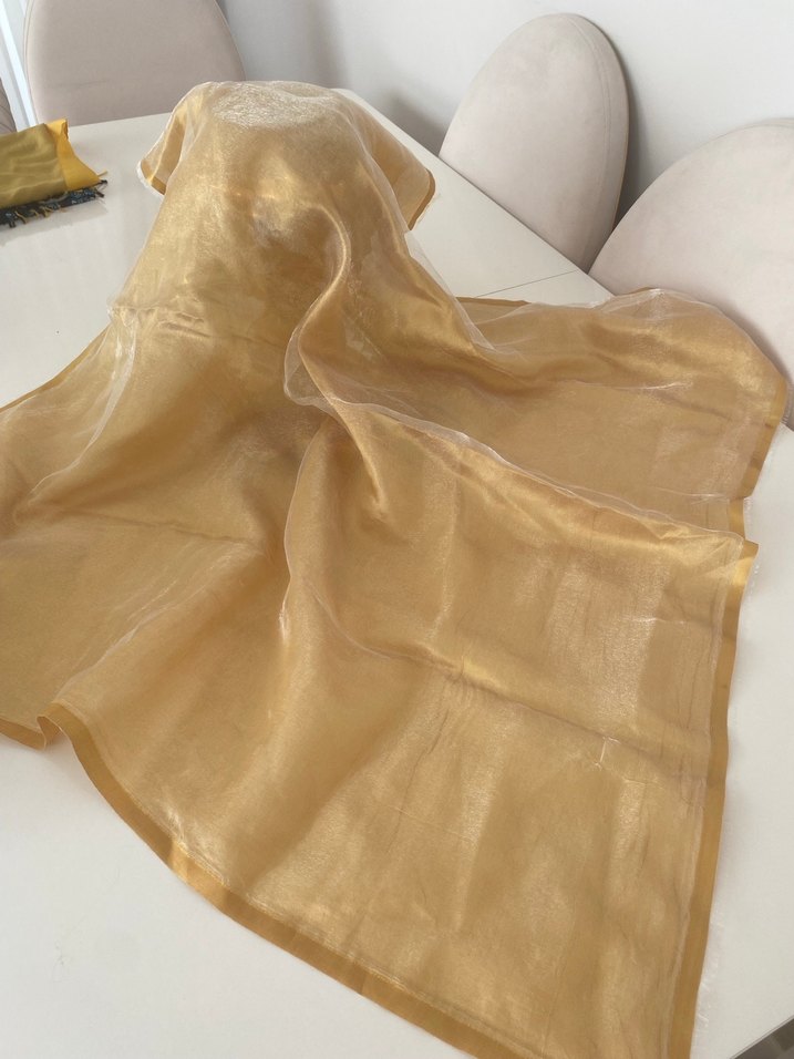Bej Parlak Saten Kadın eşarp tül detaylıdır - Görsel 4