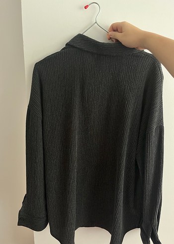 l Beden Düğmeli Siyah Keten Midi Gömlek
