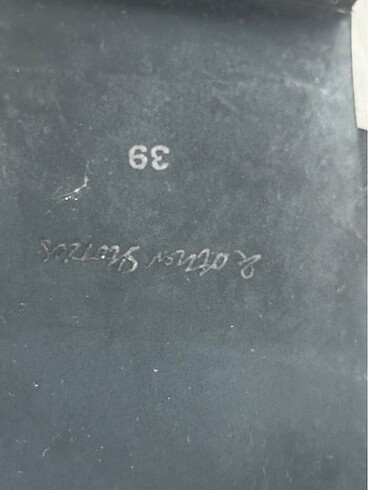 39 Beden siyah Renk And other stories