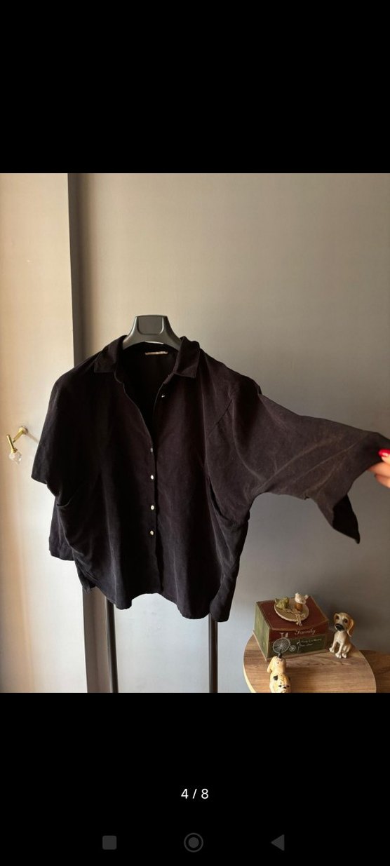 Siyah Düğmeli Gömlek - Görsel 3