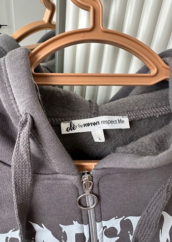 Koton Gri Baskılı Fermuarlı Kadın Sweatshirt