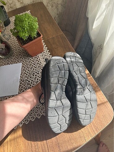 38,5 Beden siyah Renk Skechers spor ayakkabı