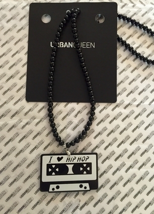 Urban Kaset Kolye