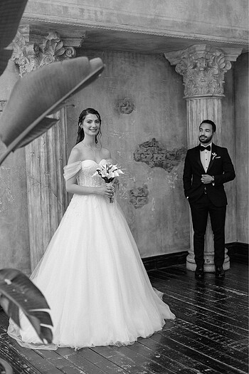 Nsposa marka gelinliğimi satıyorum!