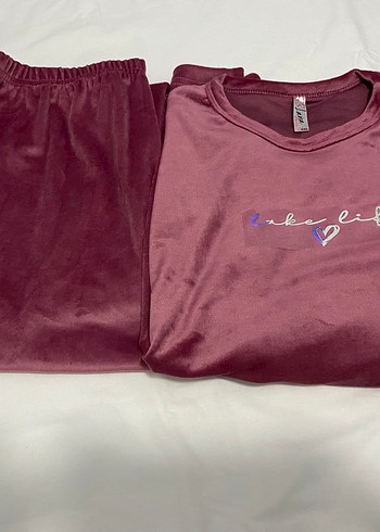 Kadife Pijama Takımı Uzun Kollu - Görsel 4