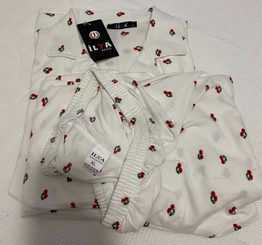 Beyaz Kiraz Desenli Kadın Pijama Takımı - Görsel 2