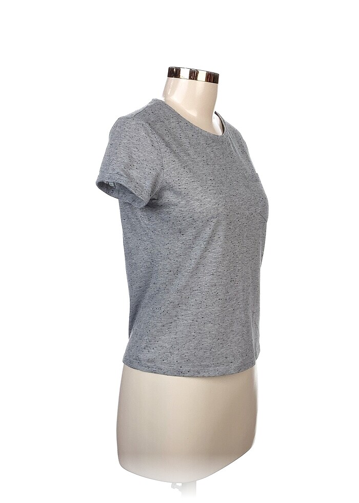 LC Waikiki T-shirt %70 İndirimli. - Görsel 2