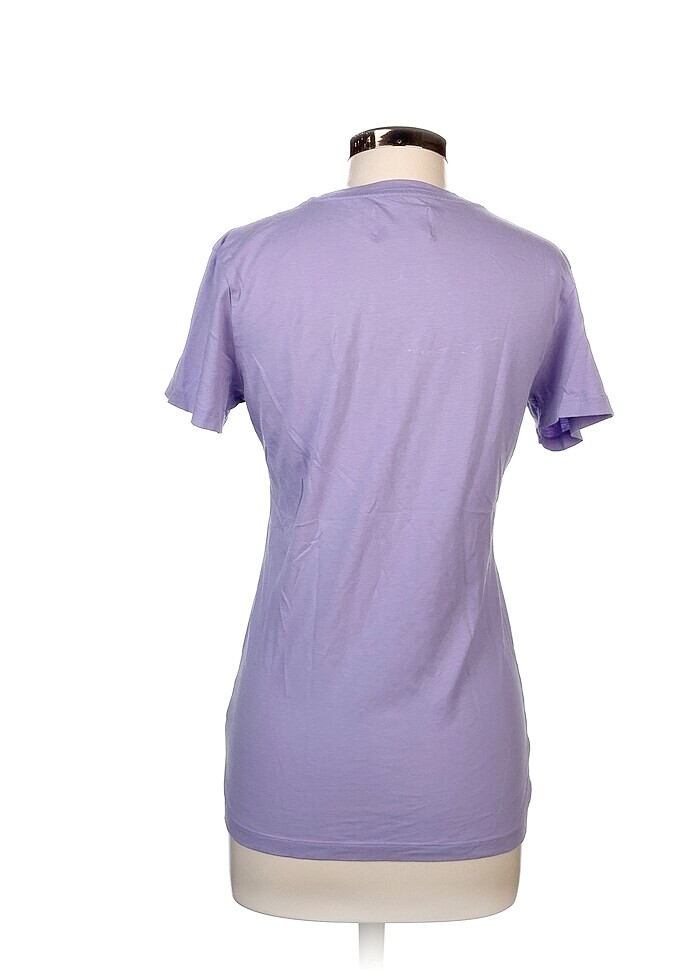 Calvin Klein T-shirt %70 İndirimli. - Görsel 3