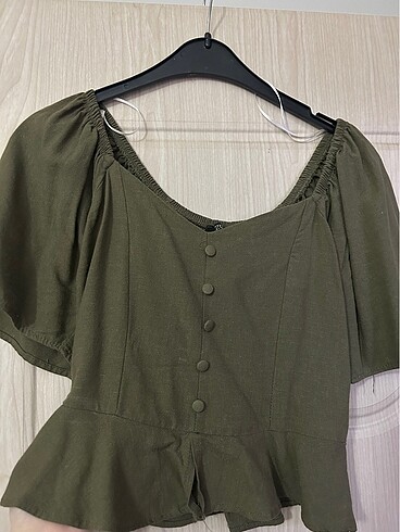 Zara Haki yeşili crop bluz