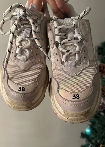 Balenciaga spor ayakkabısı