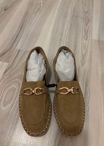 Zara Kadın Kahverengi Süet Tokalı Dolgu Topuklu Loafer