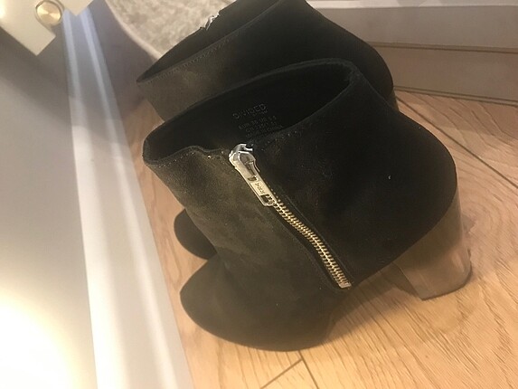 36 Beden siyah Renk H&M yüksek topuk bot
