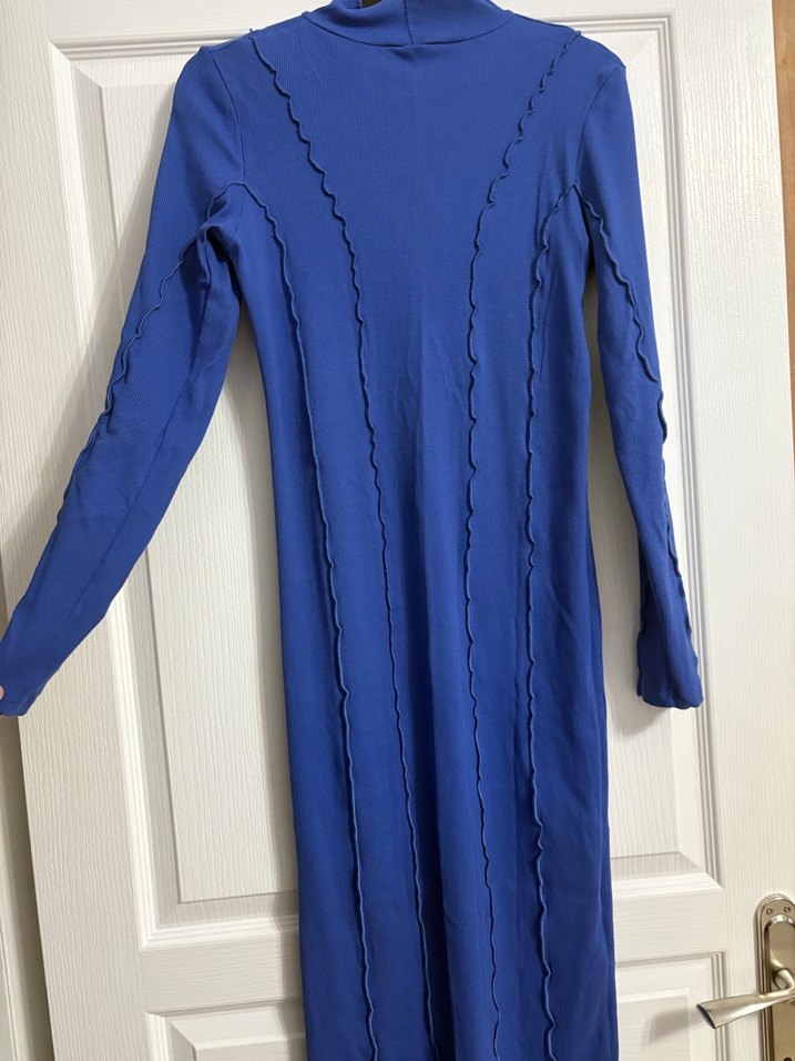 Uzun Kollu Koyu Mavi Pileli Elbise - Görsel 3