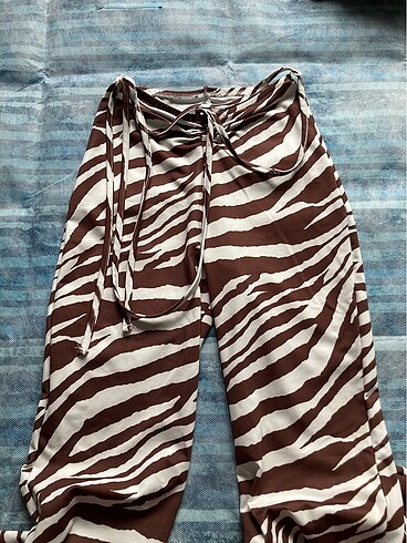 bershka zebra desenli kahve pantolon