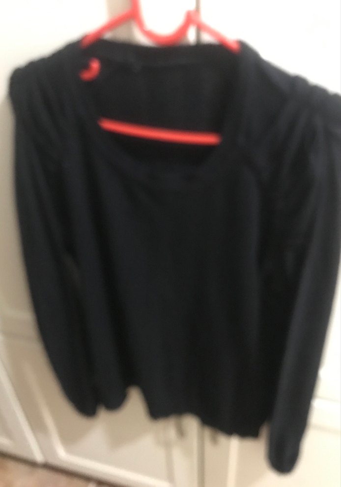 Siyah Uzun Kollu Bluzu - Görsel 2