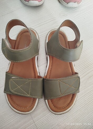 LC Waikiki Erkek çoçuk sandalet