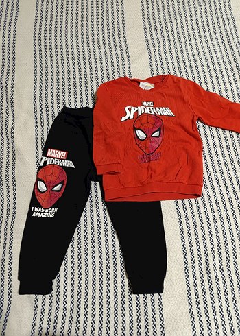Marvel Spider-Man Baskılı Erkek Çocuk Eşofman Takımı