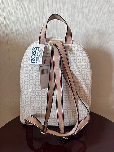 Beden Tommy hilfiger çanta