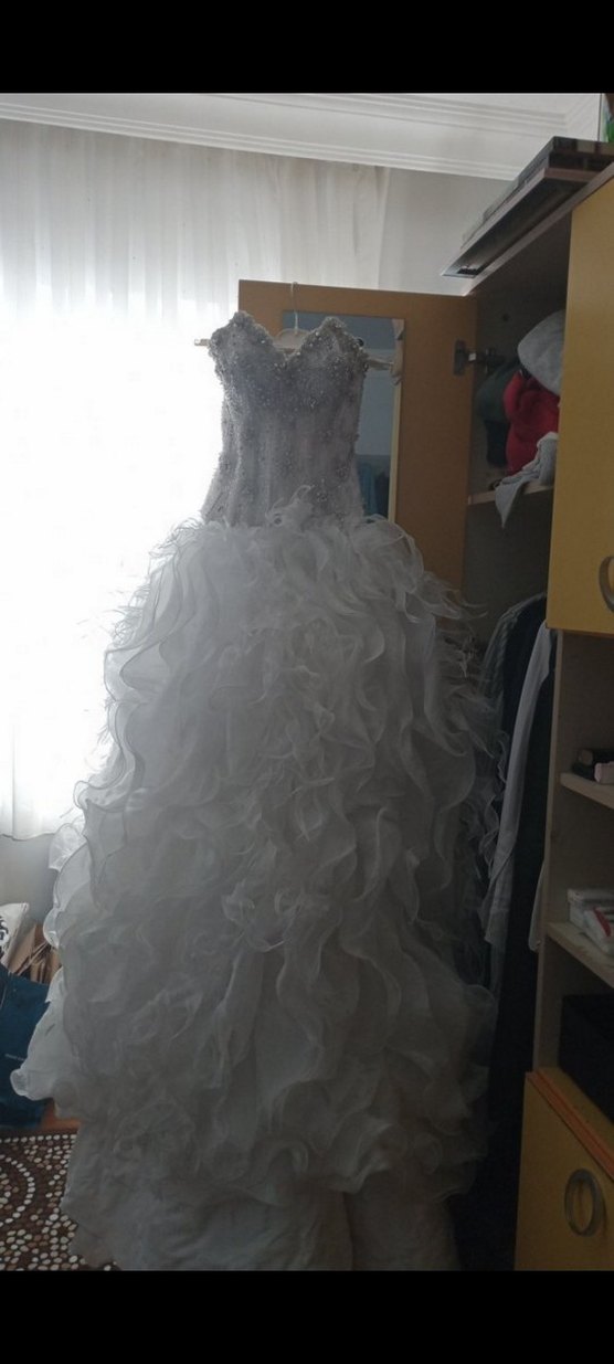 Taş İşlemeli Straplez Prenses Gelinlik - Görsel 5