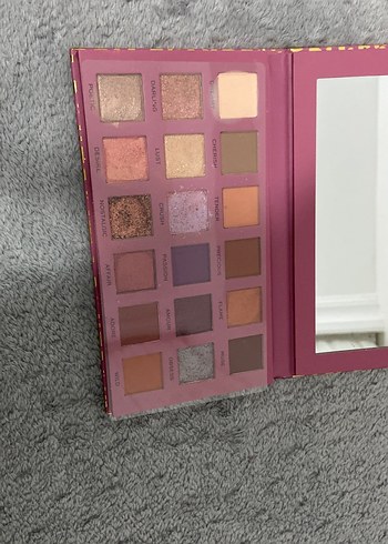 Revolution Pro New Neutral Göz Farı Paleti - Görsel 4