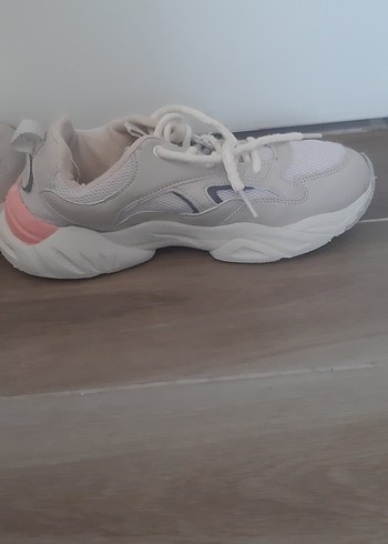 39 Beden Bağcıklı Spor Kadın Sneakers