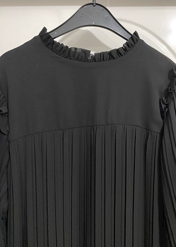 Siyah Piliseli Uzun Kadın Elbise - Görsel 4