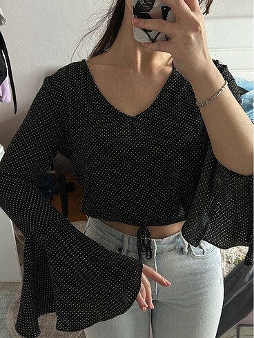Quzu Puantiyeli crop bluz