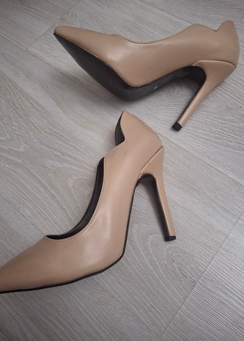 Bej Stiletto Topuklu Kadın Ayakkabı - Görsel 2