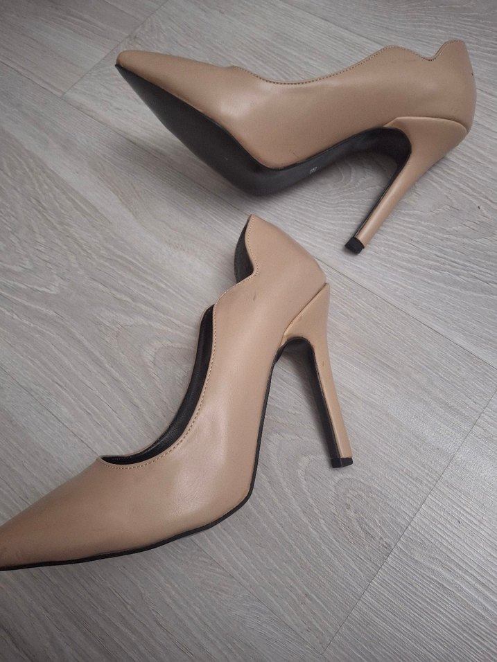 Bej Stiletto Topuklu Kadın Ayakkabı - Görsel 2