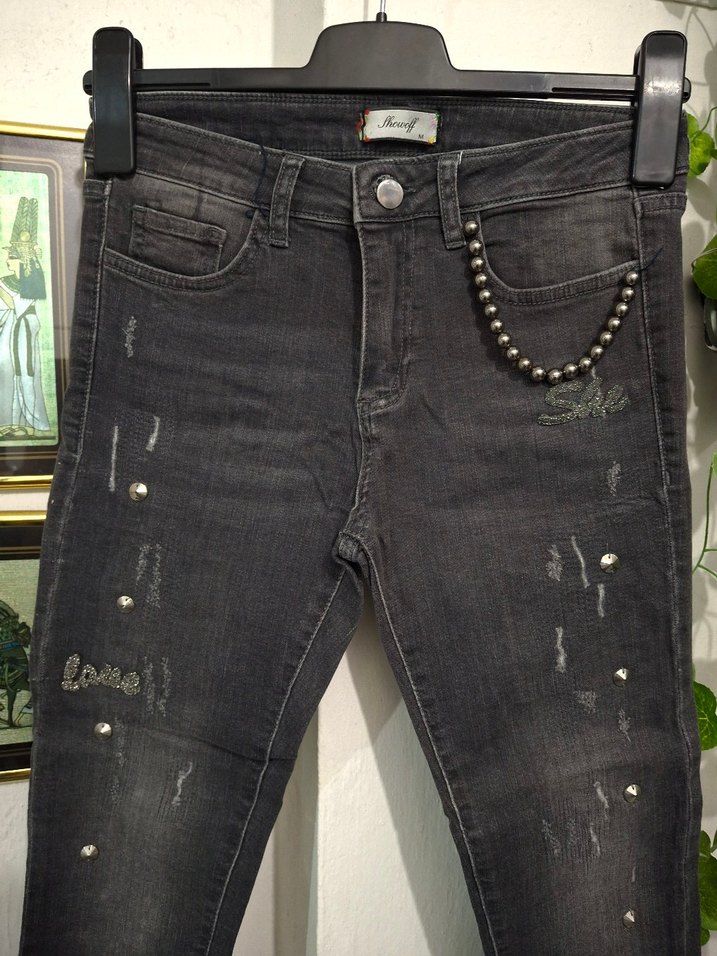 Zincir Detaylı Nakışlı Siyah Kadın Jean - Görsel 2