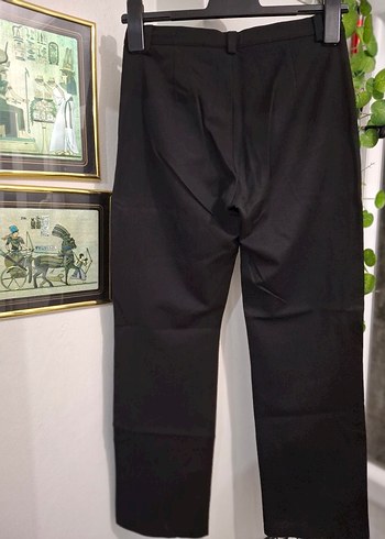 Kadın Siyah Regular Fit Kumaş Pantolon - Görsel 2