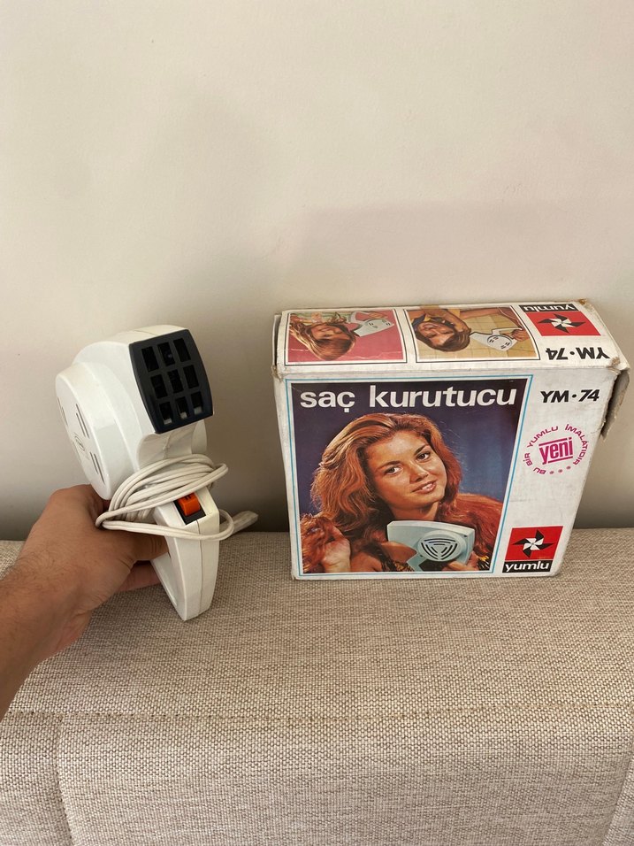 Sıfır ayarında Antik sağlam Kutulu saç kurutma makinesi nostalji - Görsel 2